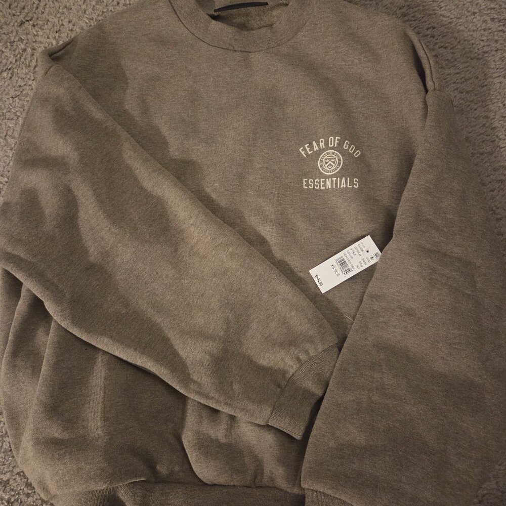 FEAR OF GOD CREWNECK